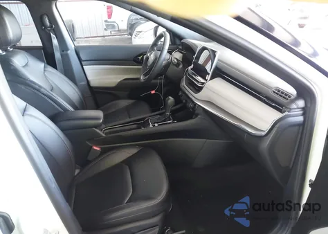 2024 Jeep Compass Limited 4X4 from USA, damaged, VIN 3C4NJDCN6RT597494